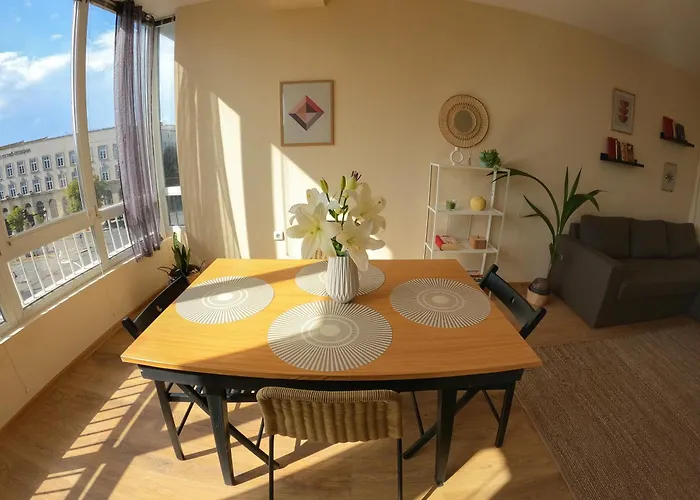 By The Cathedral, 1 Bed Flat