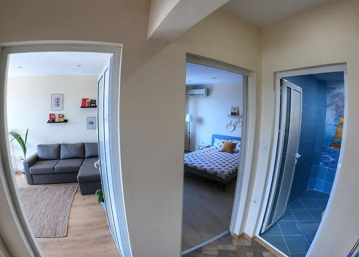 By The Cathedral, 1 Bed Flat Apartament Warna