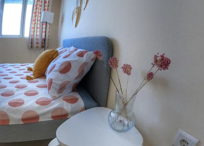 By The Cathedral, 1 Bed Flat فارنا