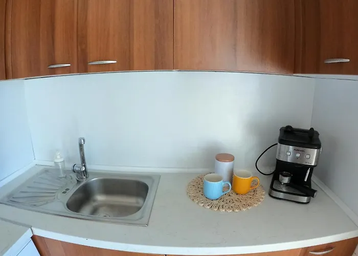 By The Cathedral, 1 Bed Flat شقة