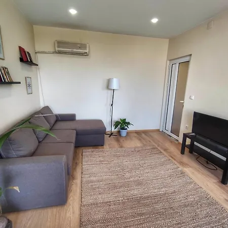 By The Cathedral, 1 Bed Flat Апартаменты Варна