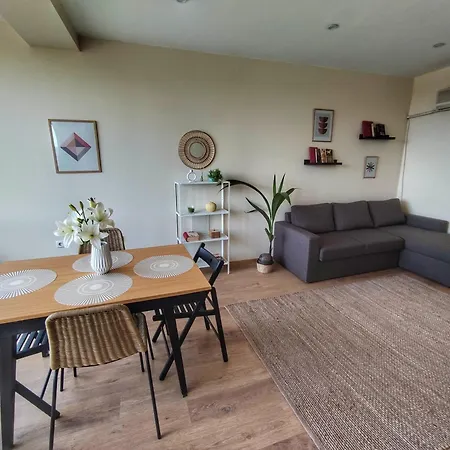 Апартаменты By The Cathedral, 1 Bed Flat Варна