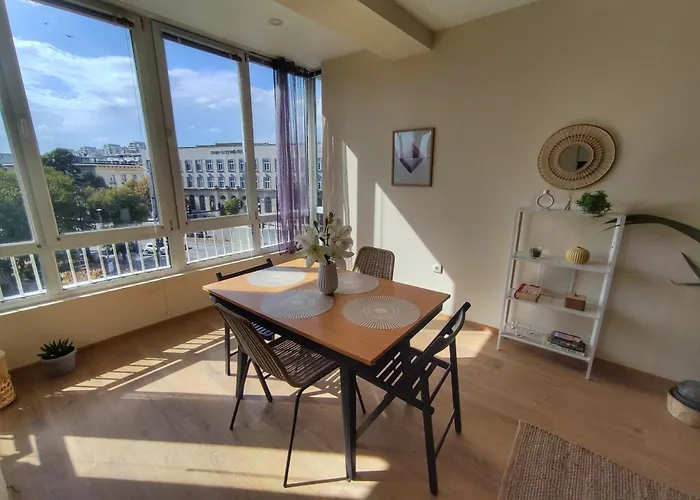 By The Cathedral, 1 Bed Flat Daire Varna